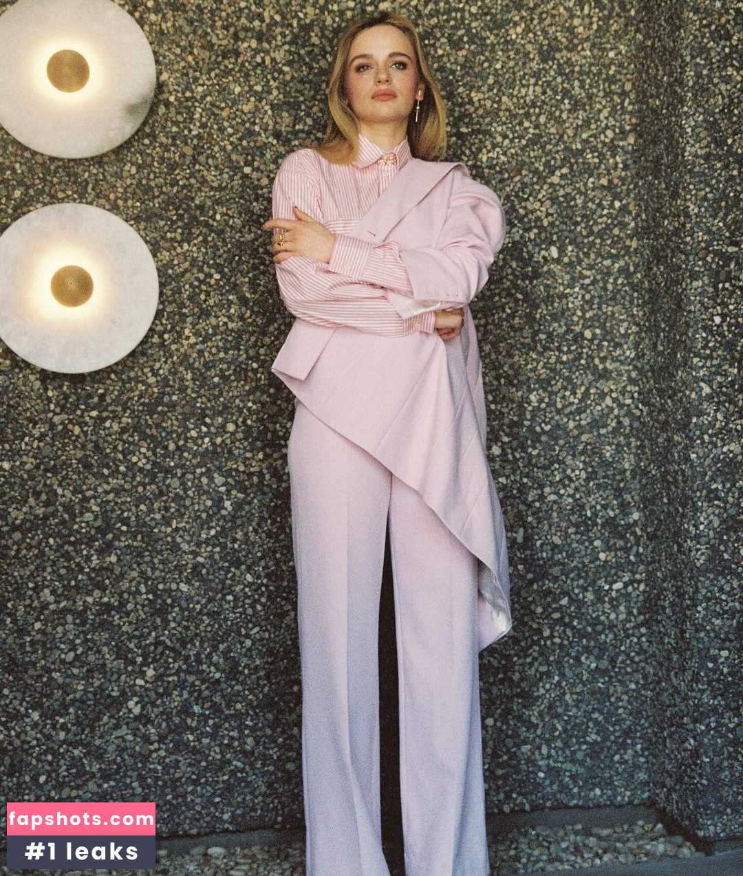 Joey King gallery photo #458