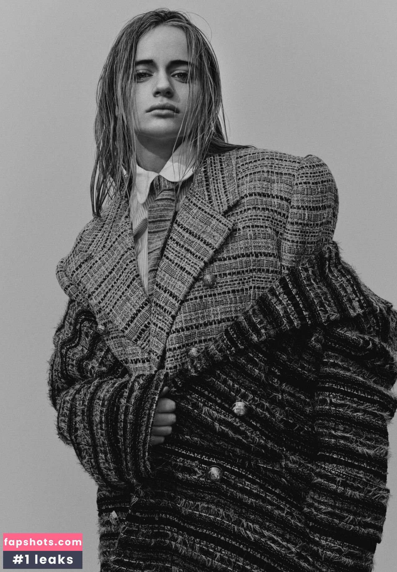 Joey King gallery photo #487