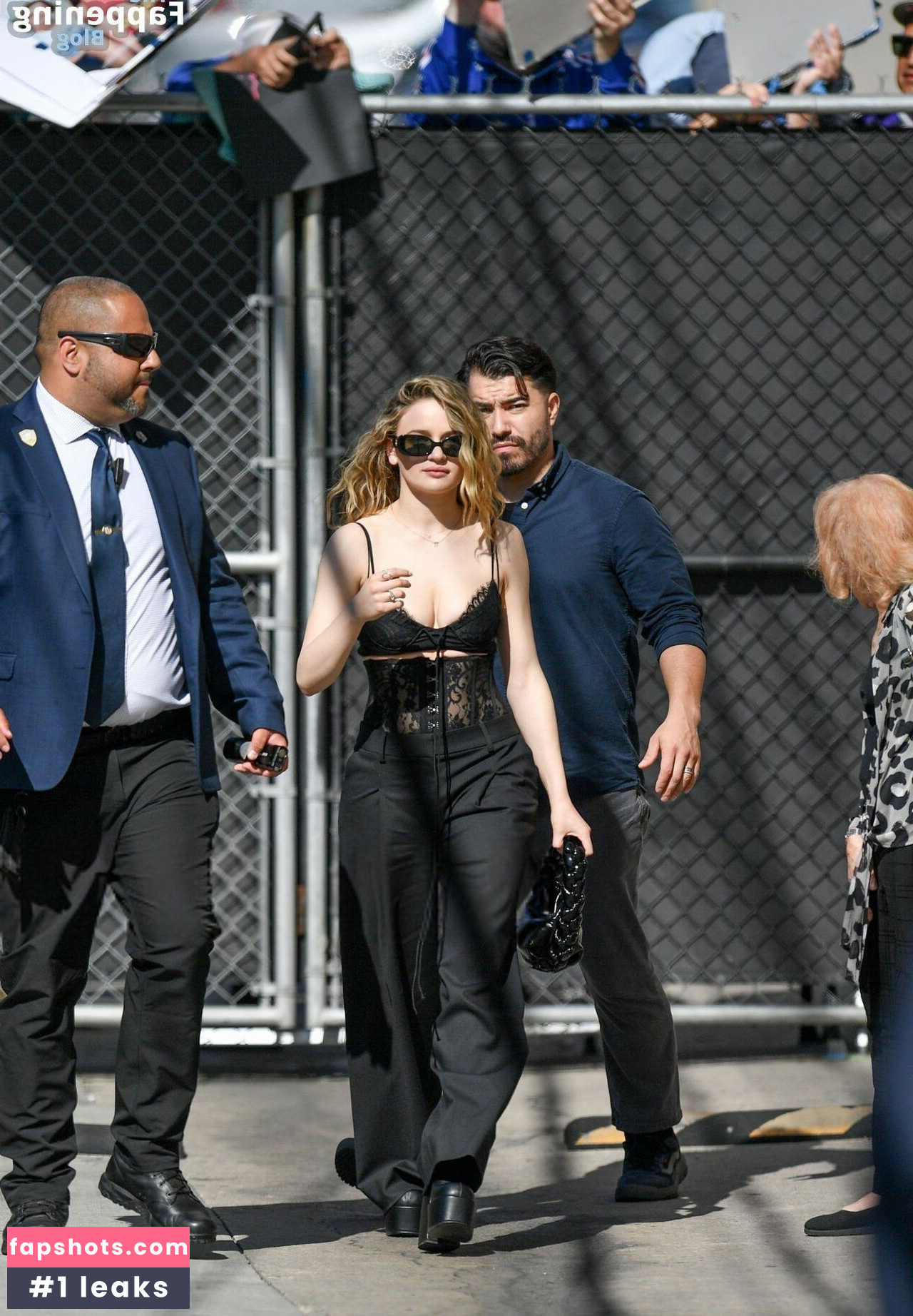 Joey King gallery photo #509