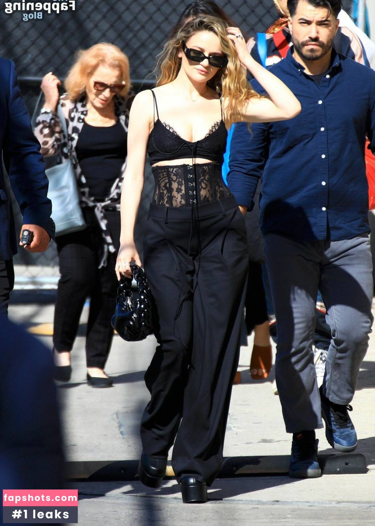 Joey King gallery photo #521