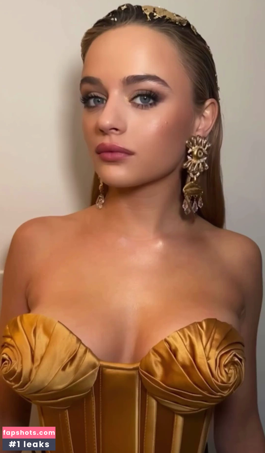 Joey King gallery photo #653