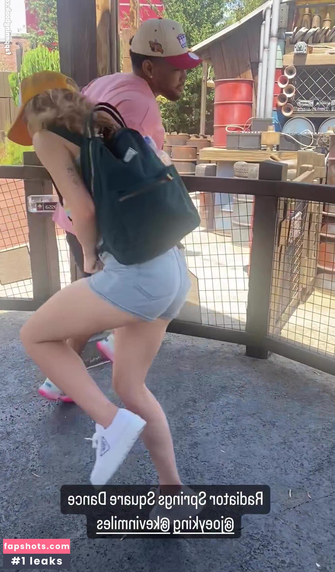 Joey King gallery photo #656