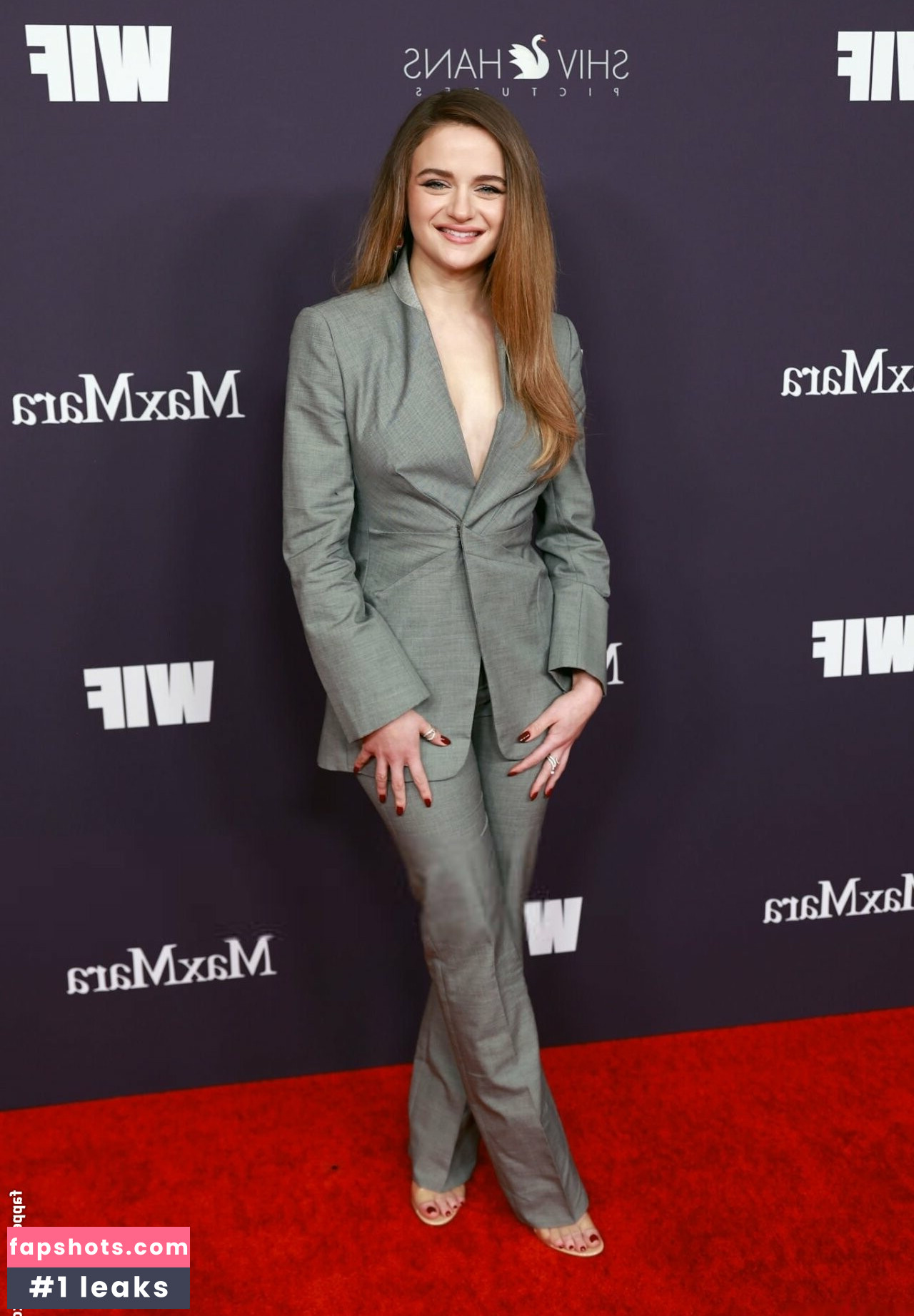 Joey King gallery photo #67