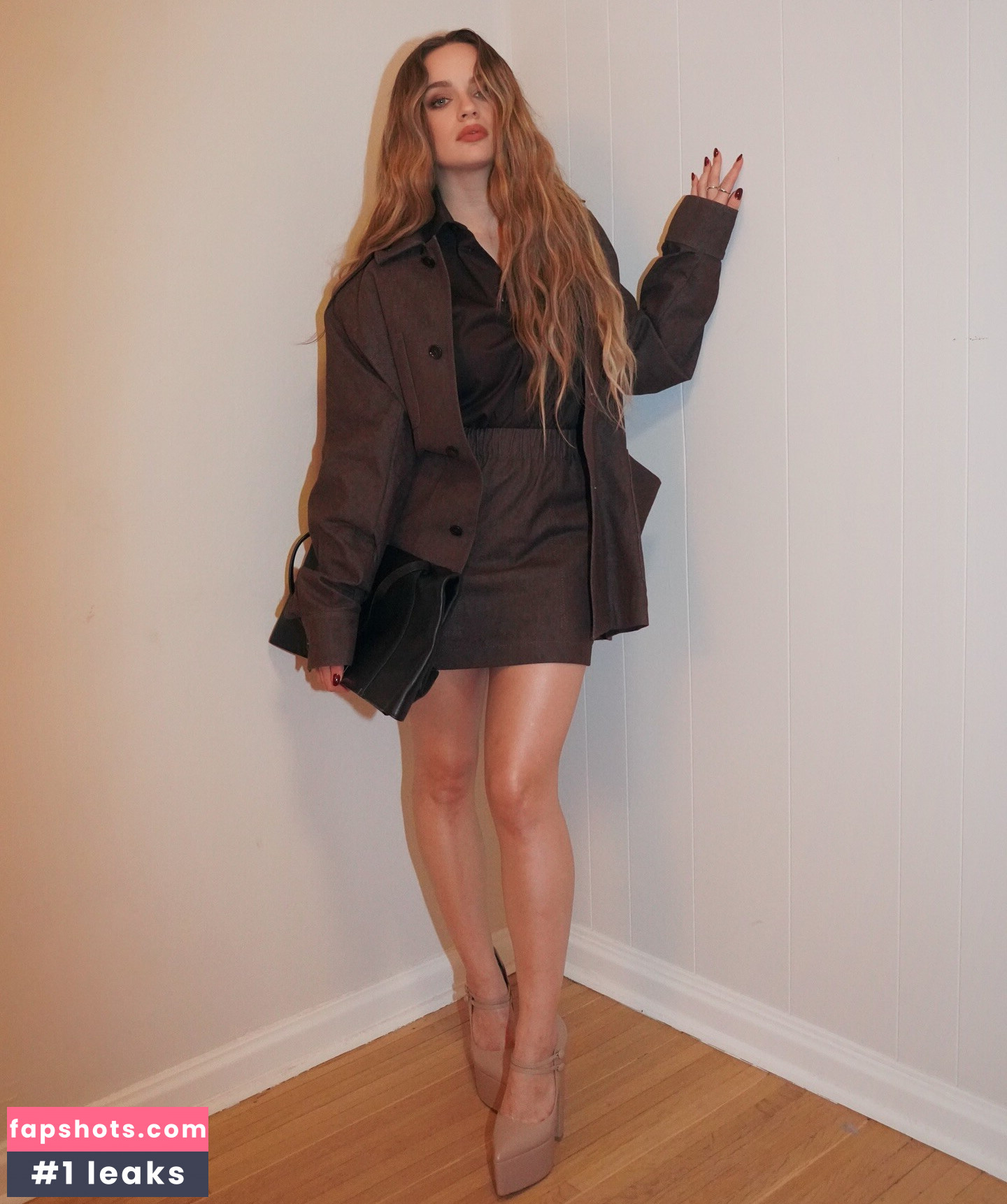 Joey King gallery photo #78