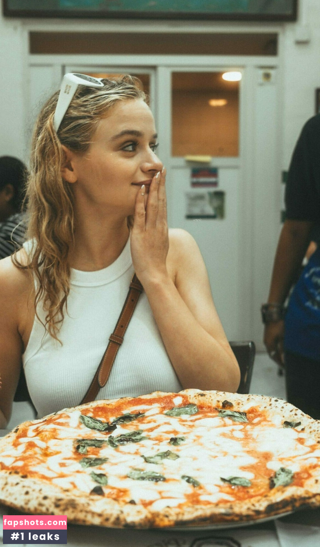 Joey King gallery photo #787