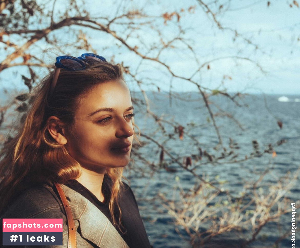 Joey King gallery photo #789