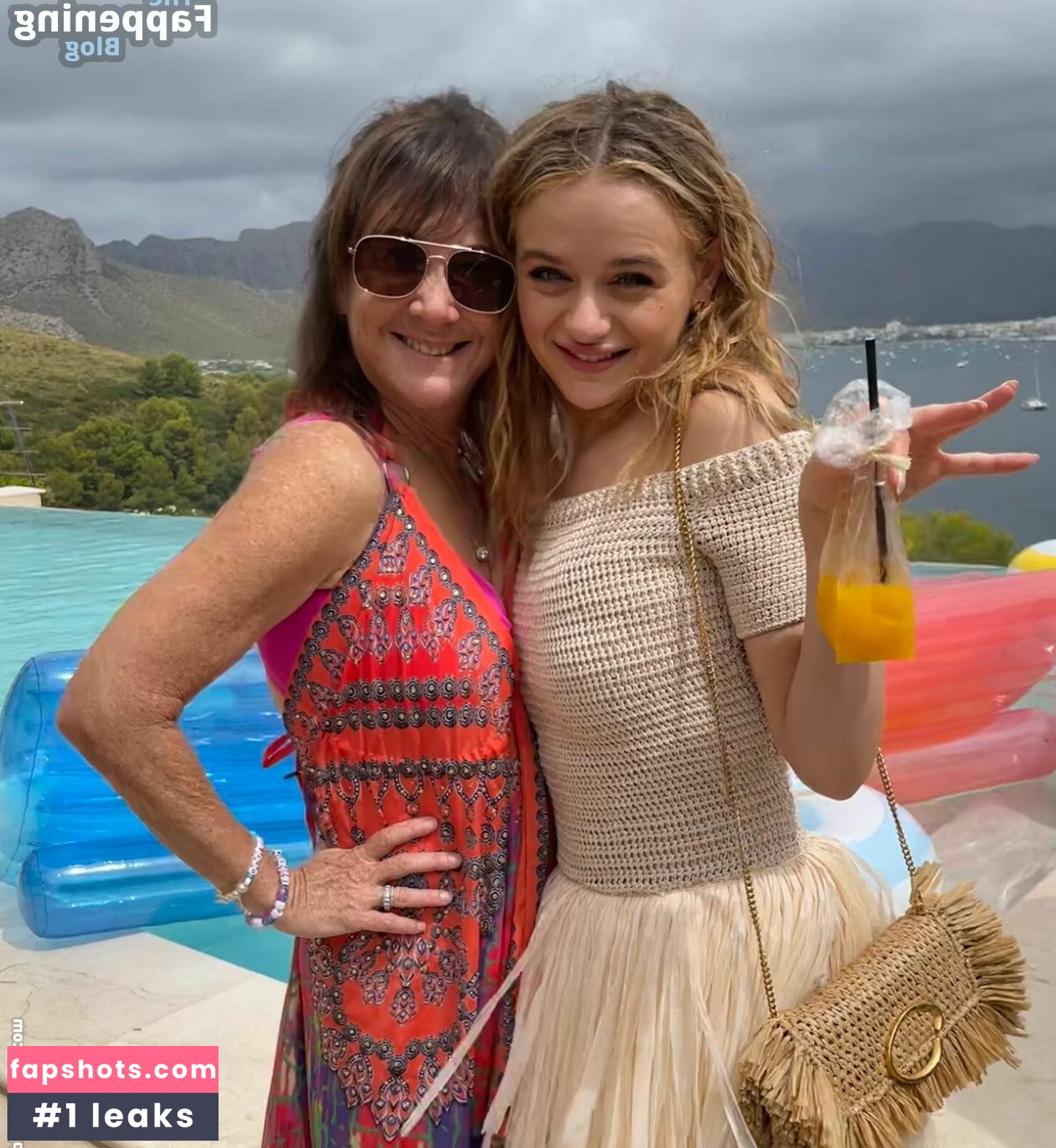 Joey King gallery photo #876