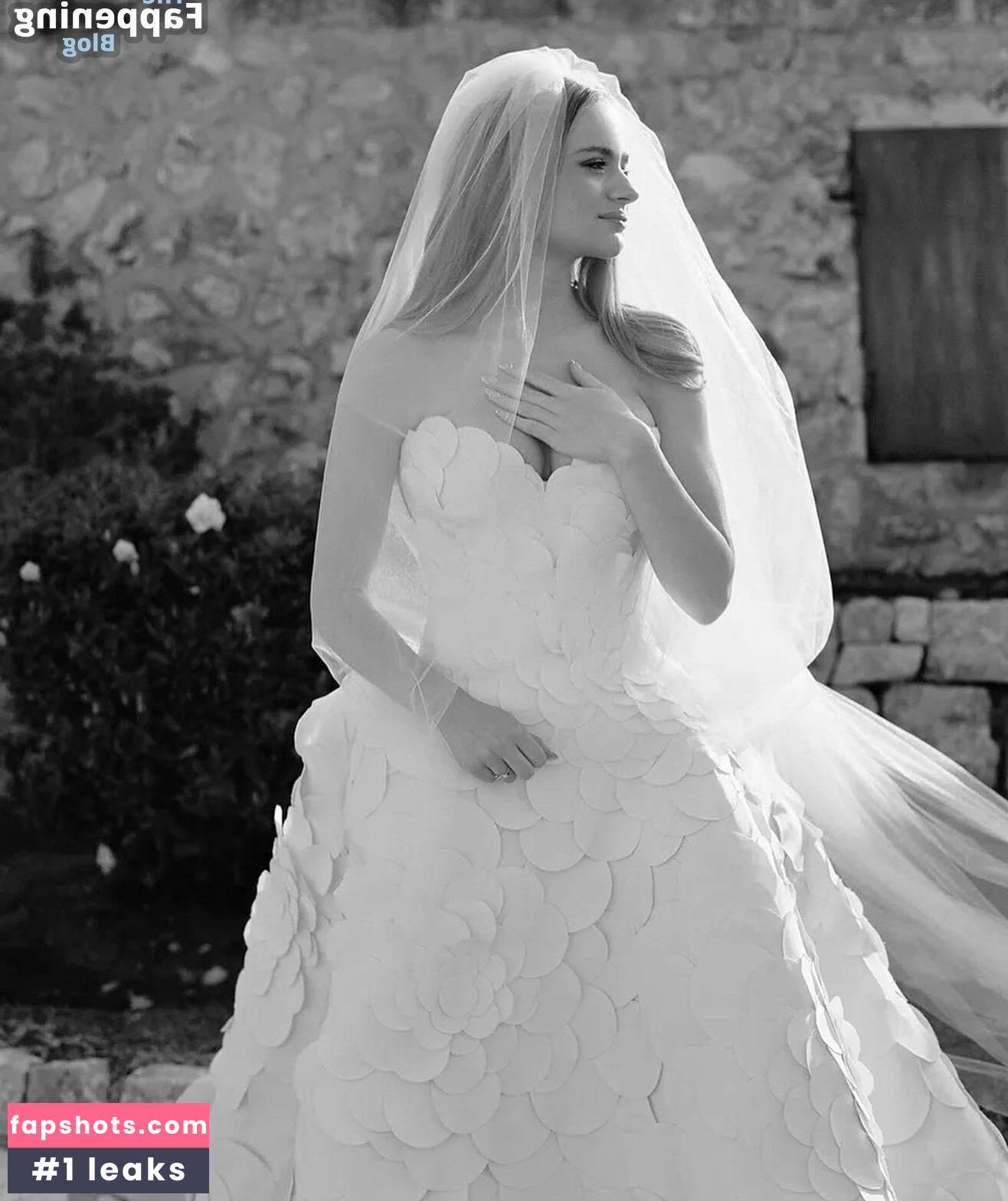 Joey King gallery photo #907