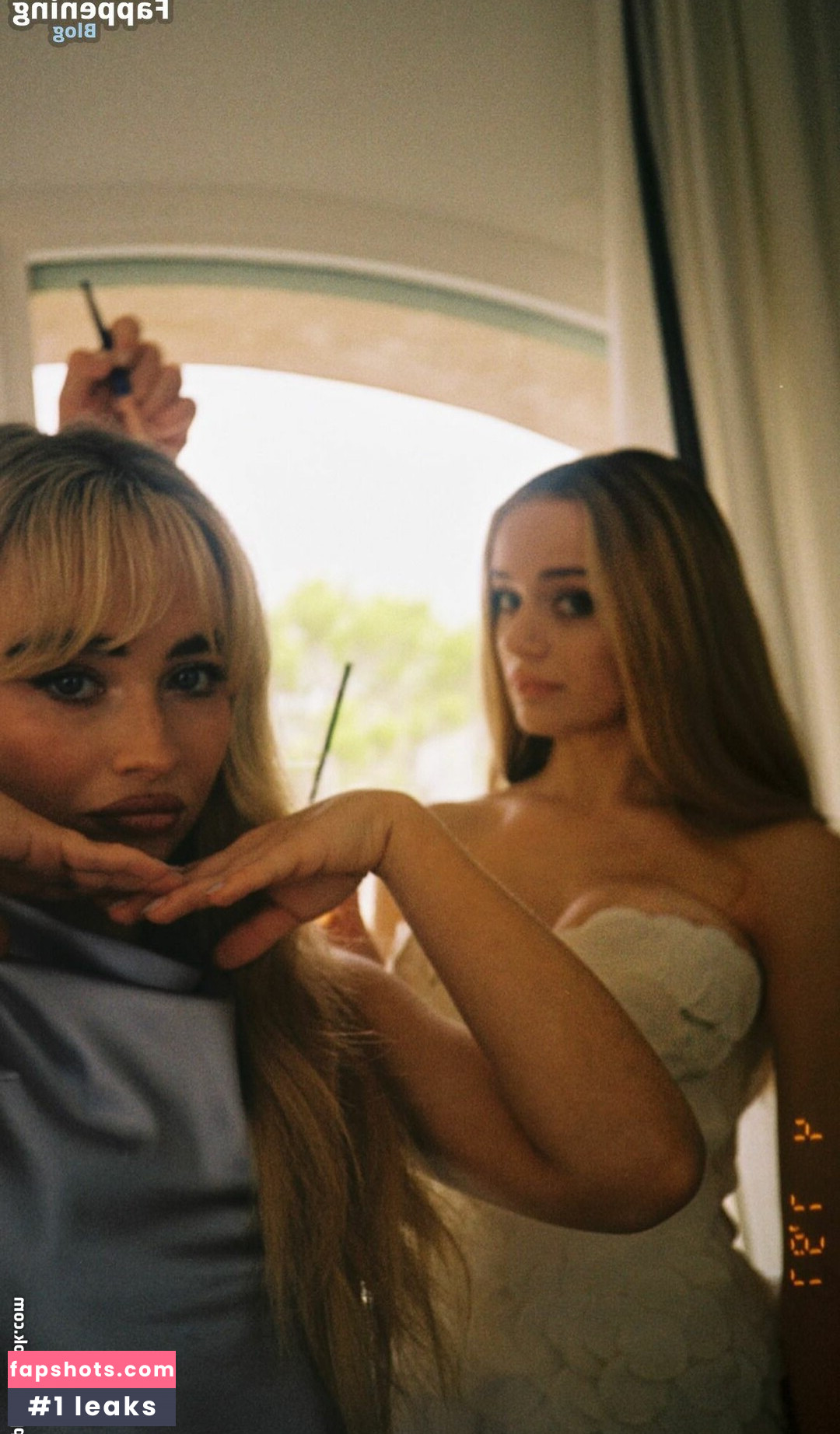 Joey King gallery photo #909