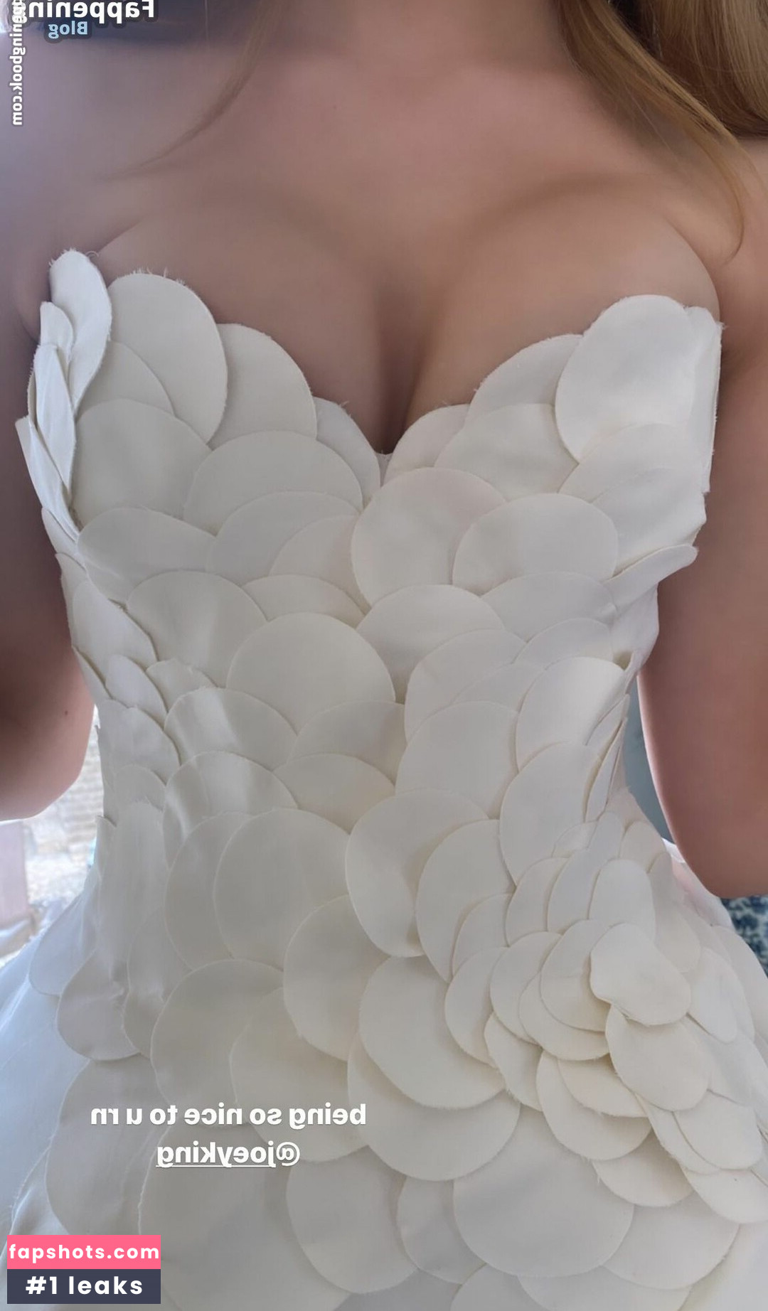 Joey King gallery photo #910