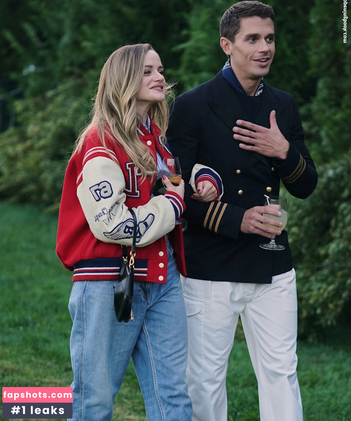 Joey King gallery photo #92