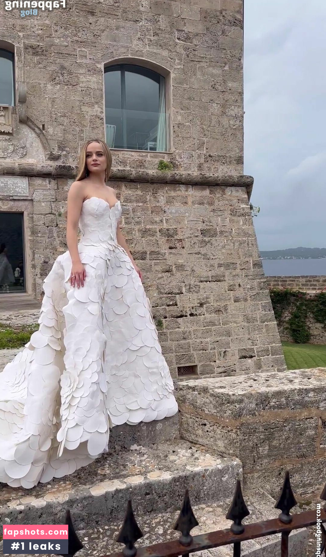 Joey King gallery photo #914