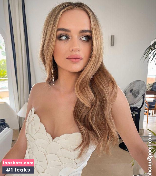 Joey King gallery photo #931