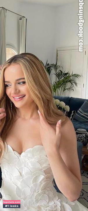 Joey King gallery photo #932