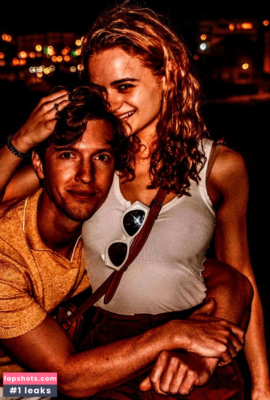 Joey King gallery photo #934