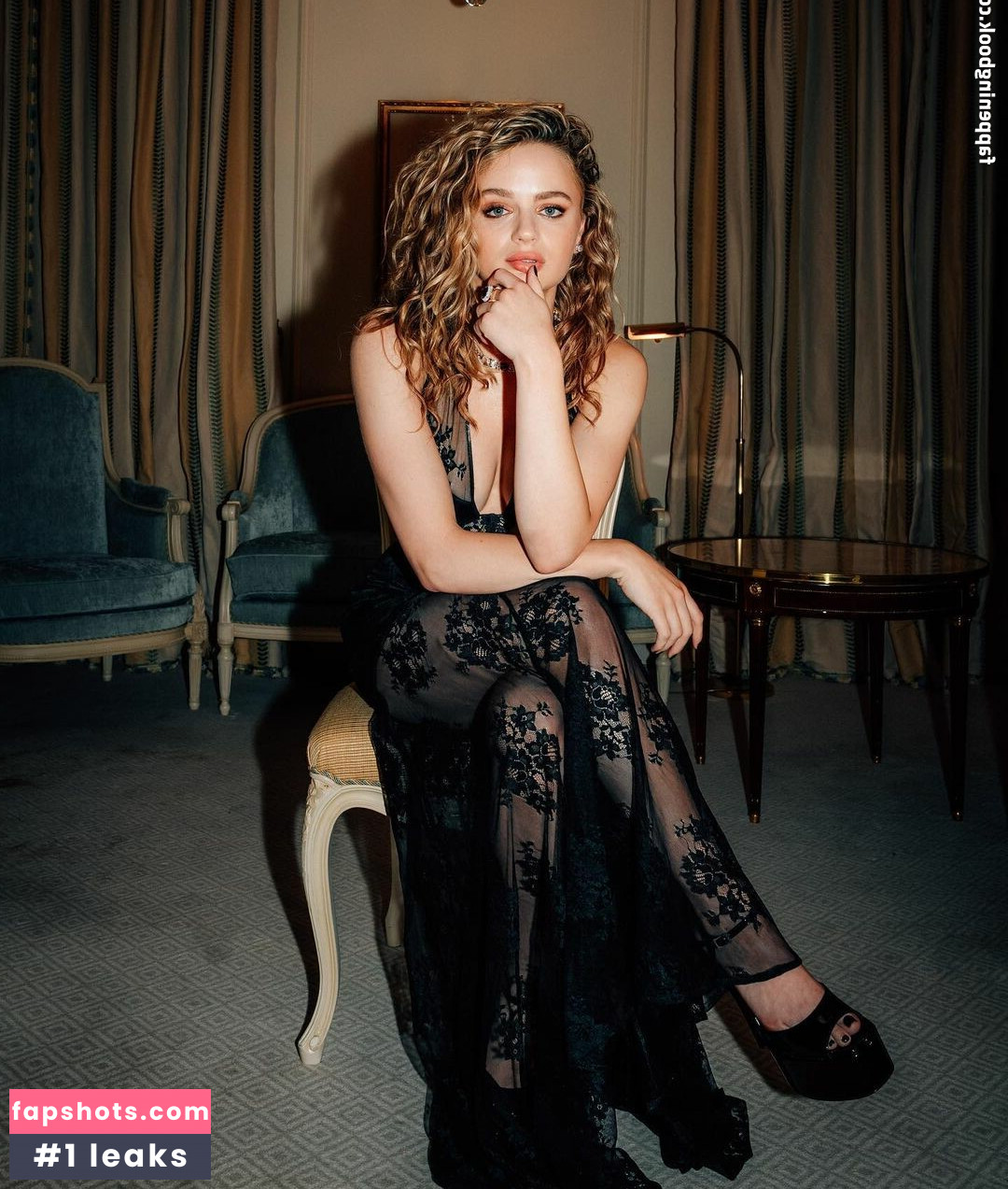 Joey King gallery photo #975