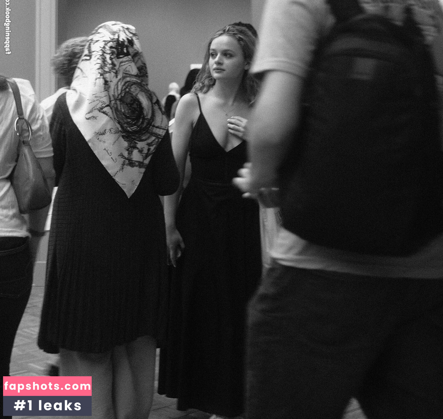 Joey King gallery photo #980