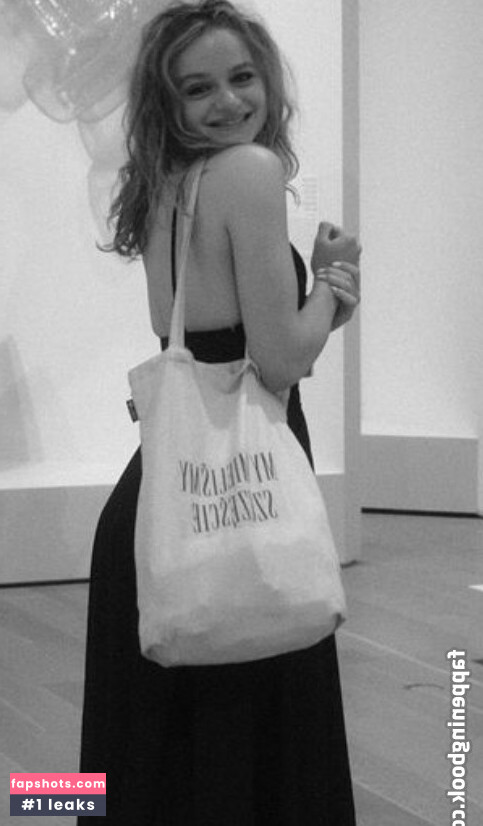 Joey King gallery photo #985