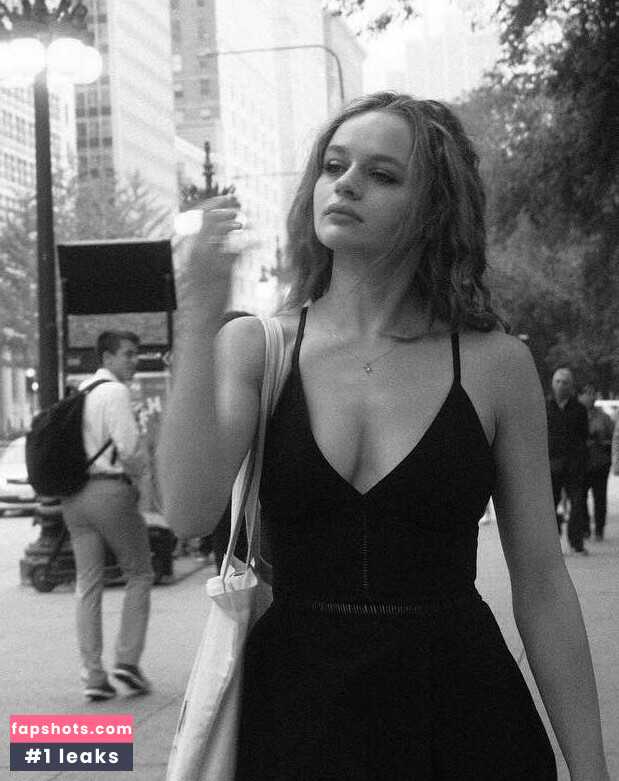 Joey King gallery photo #986