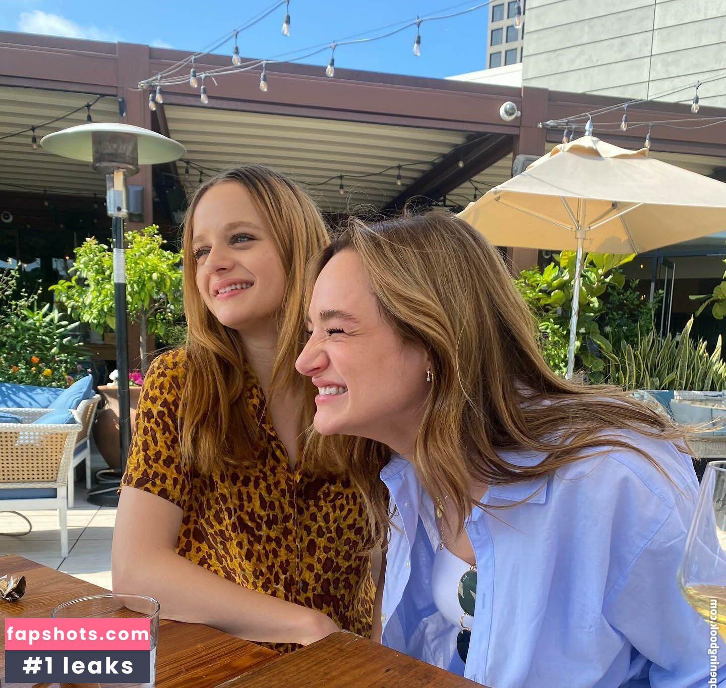 Joey King gallery photo #994