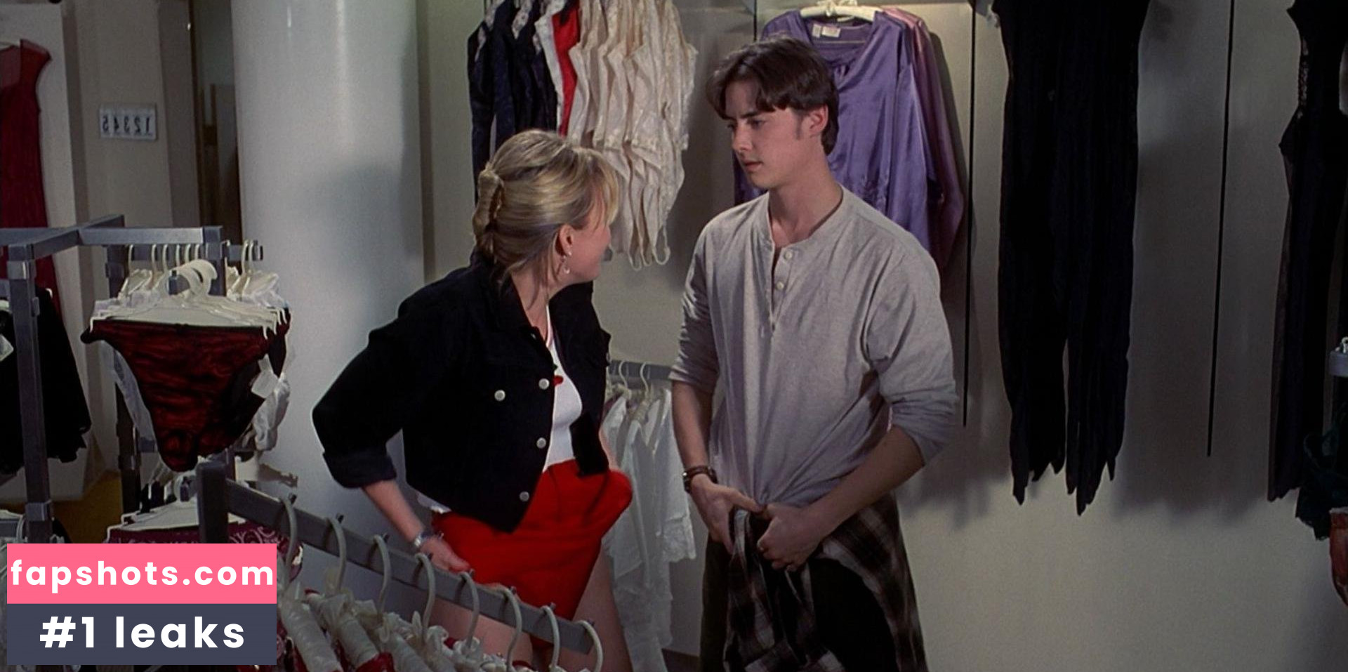 Joey Lauren Adams gallery photo #24