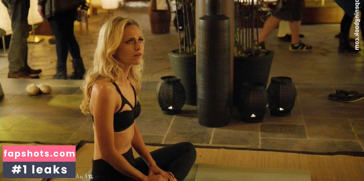 Johanna Braddy Nude Leaks OnlyFans Photos #2 - LeakJerk