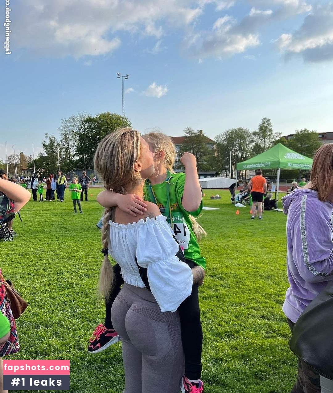 Johanna Juhlin gallery photo #21