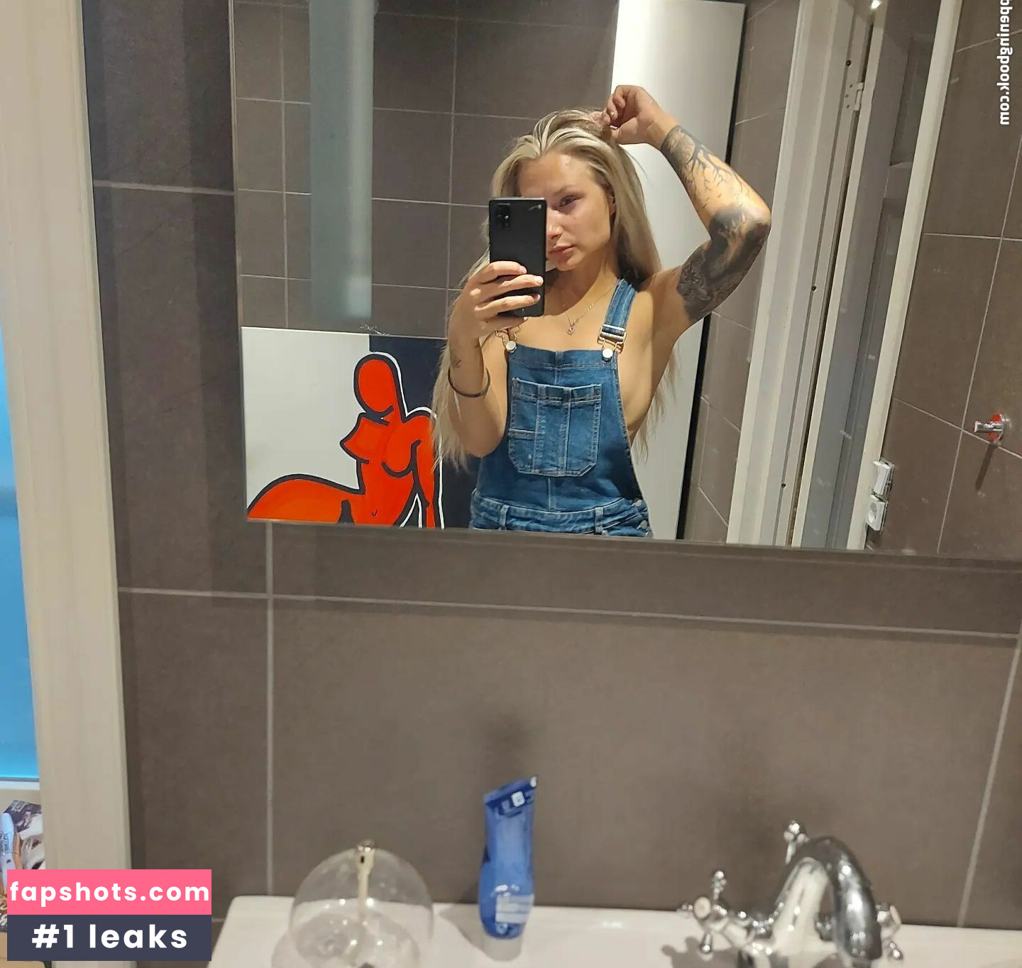 Johanna Juhlin gallery photo #50