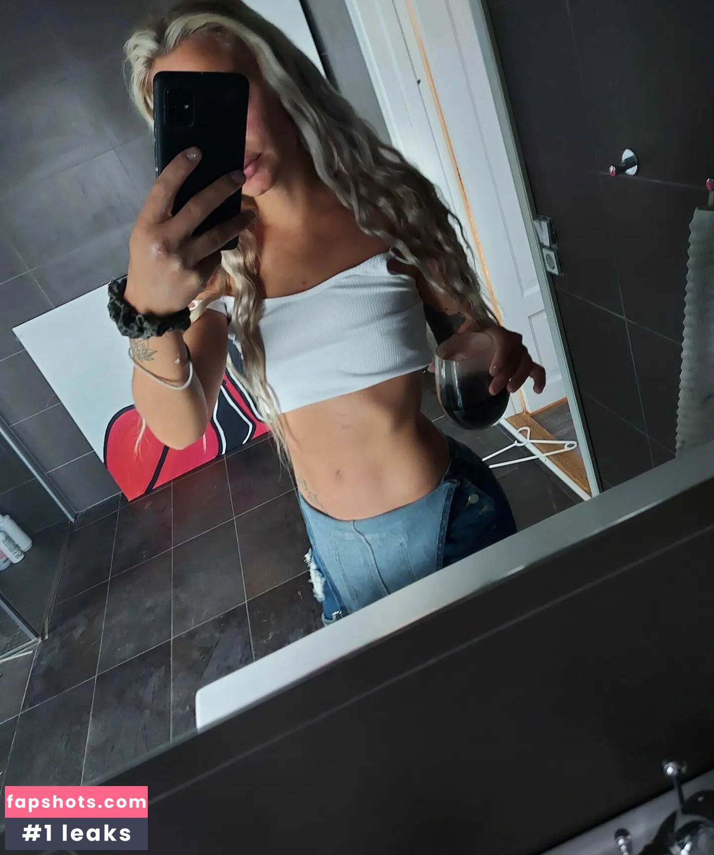 Johanna Juhlin gallery photo #68