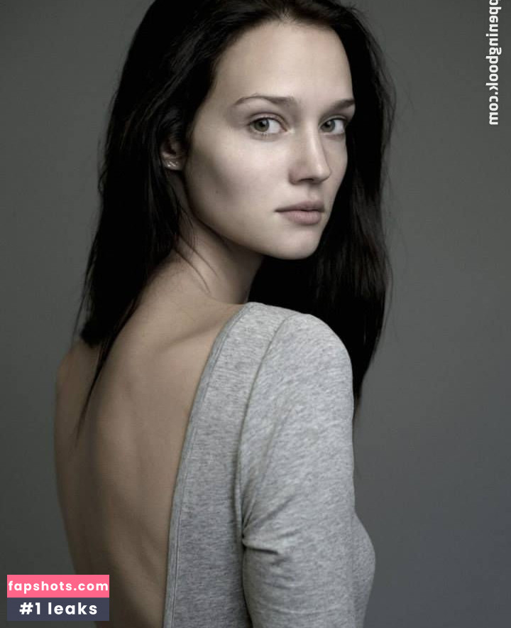 Johanna Szikszai gallery photo #18