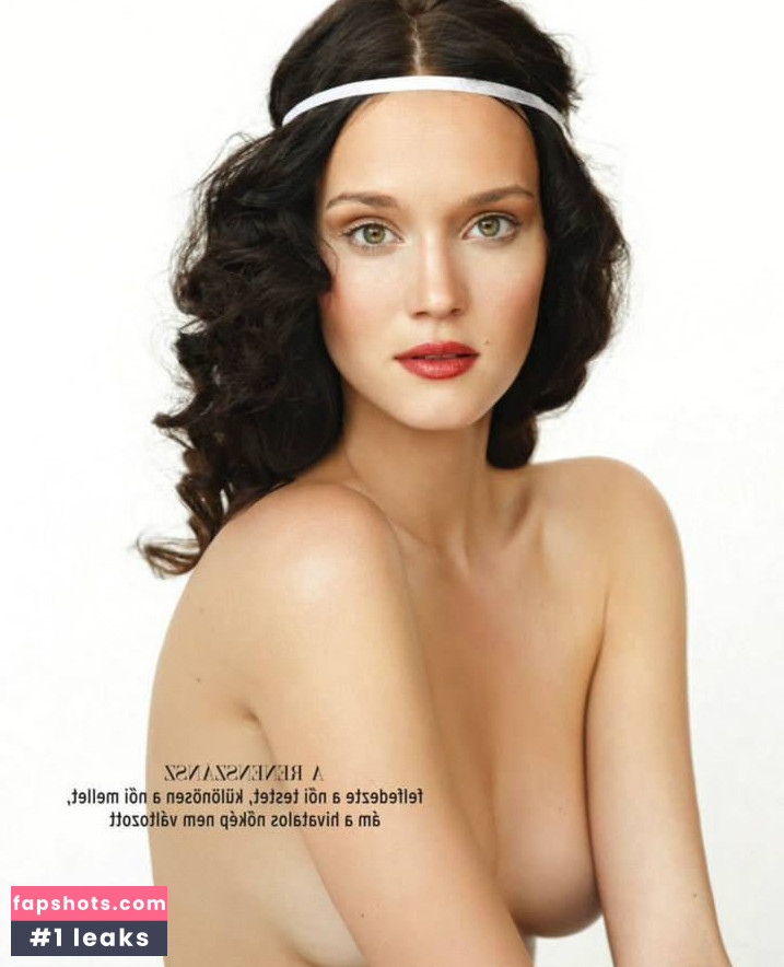 Johanna Szikszai gallery photo #22