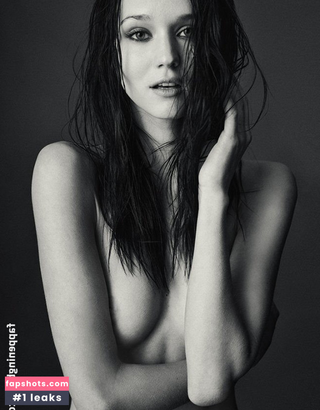 Johanna Szikszai gallery photo #43