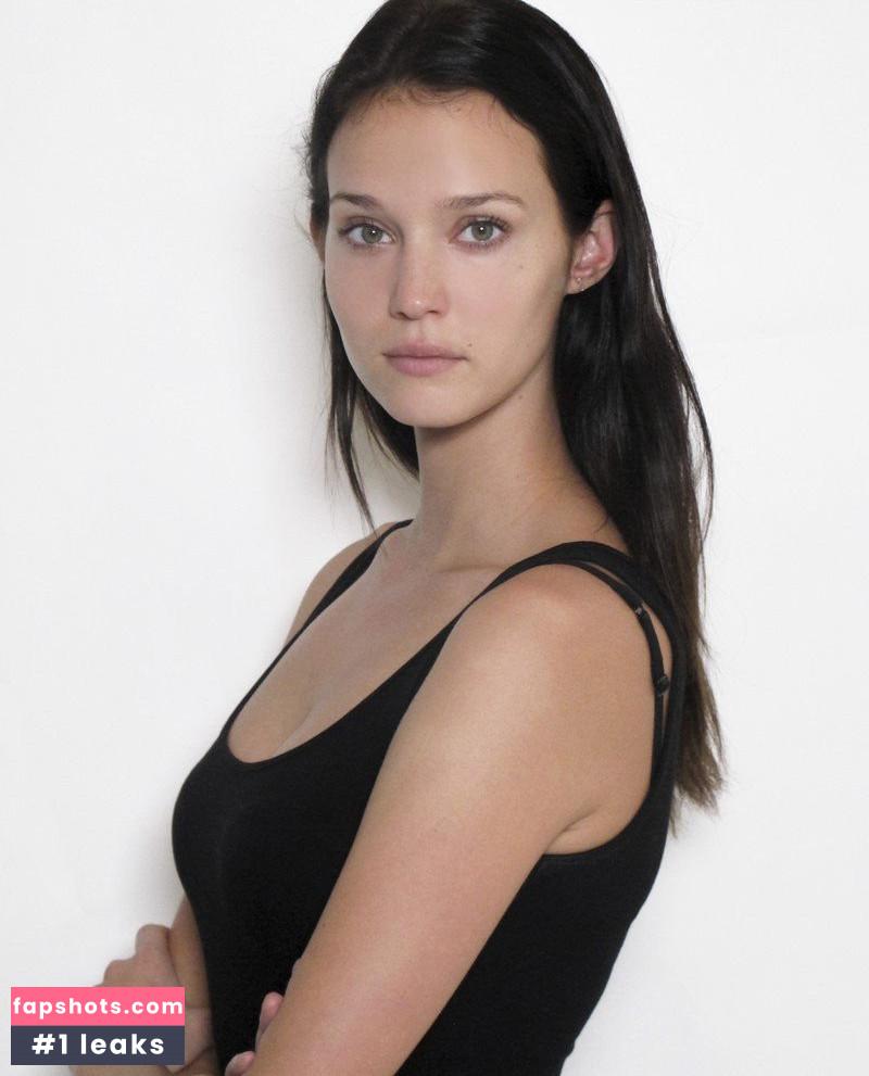 Johanna Szikszai gallery photo #46