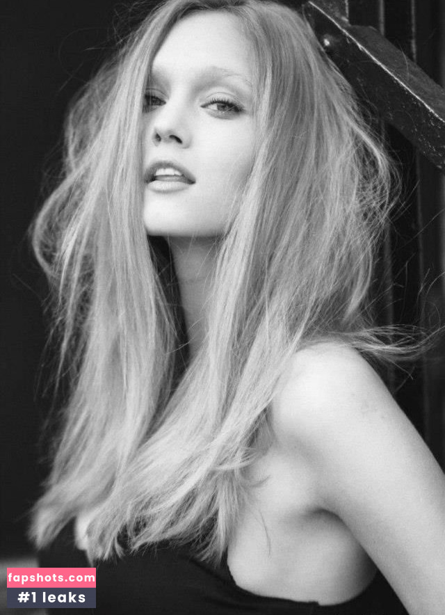 Johanna Szikszai gallery photo #53