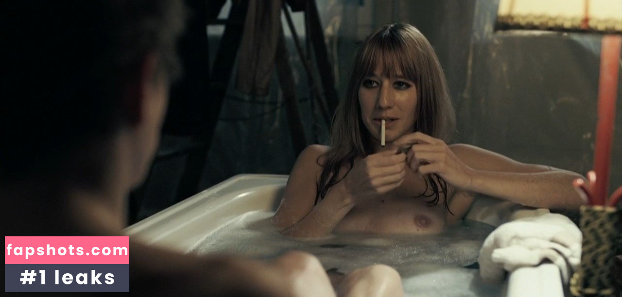 Johanna Wokalek gallery photo #27