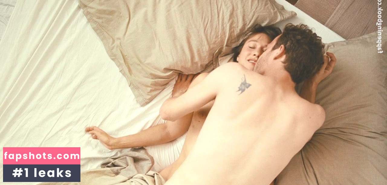 Johanna Wokalek gallery photo #34