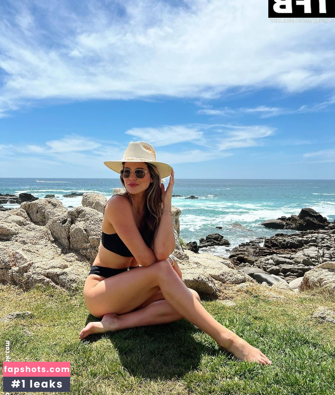 Jojo Fletcher gallery photo #11