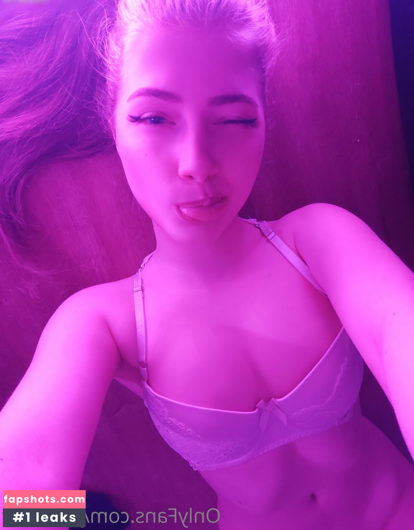 Jolean gallery photo #16