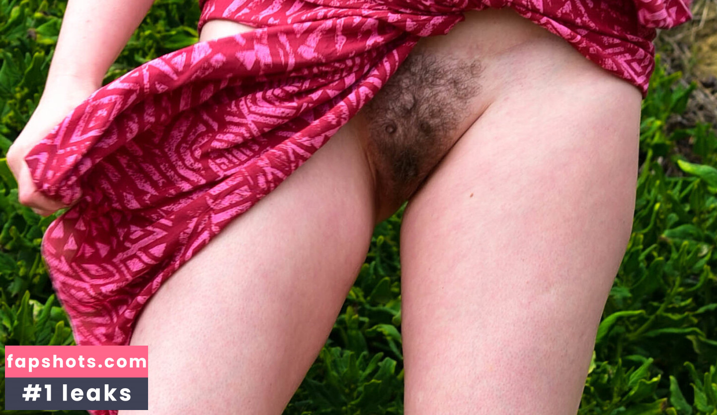 Joli Coquine gallery photo #2