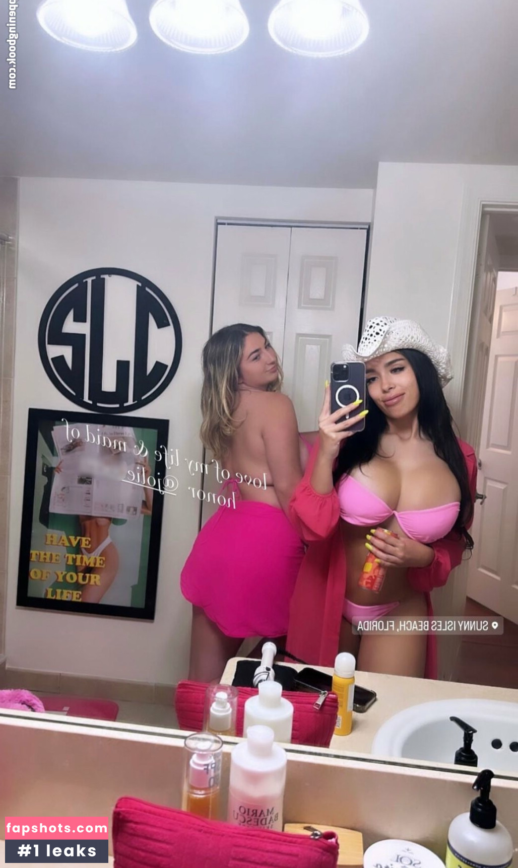 Jolie B gallery photo #4