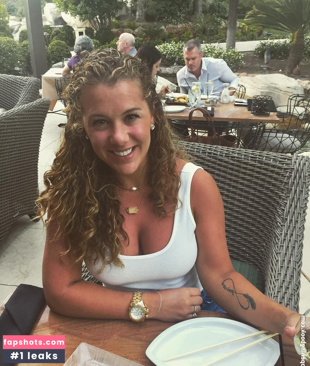 Jolie Poirier gallery photo #33