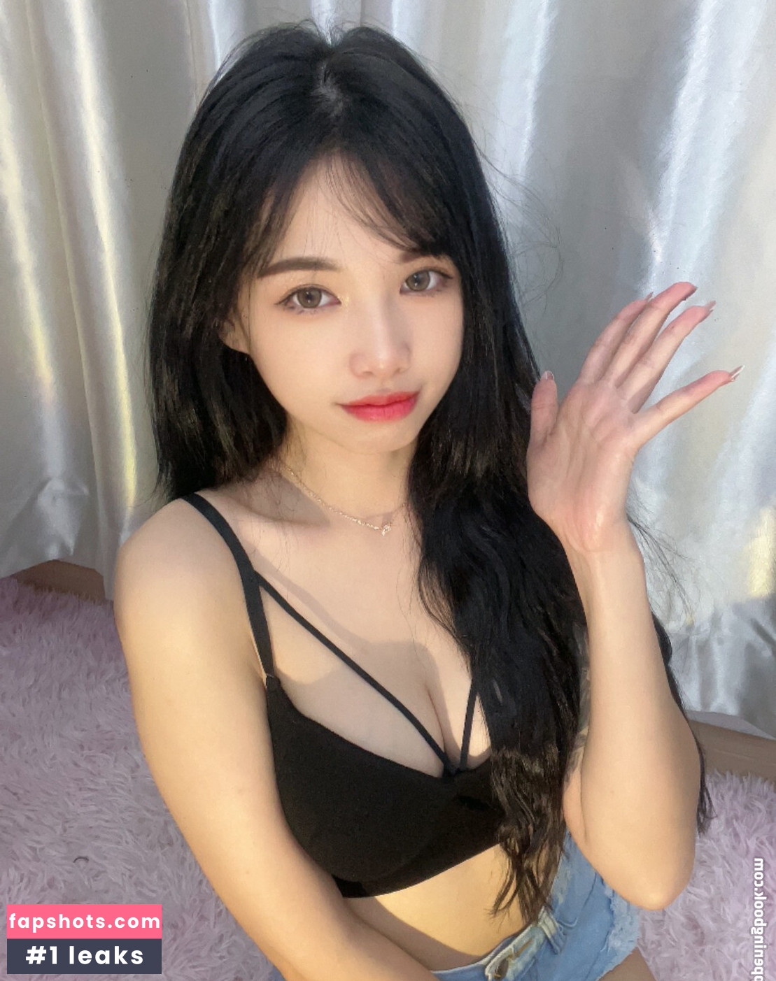 Jolin gallery photo #8