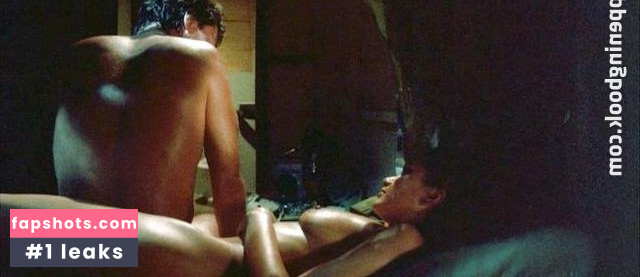 Jolina Mitchell-Collins nude babe gallery