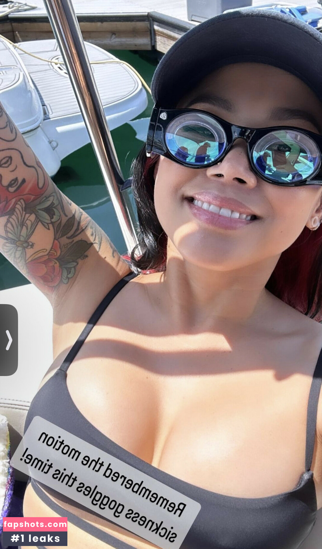 Jonna Mae gallery photo #23