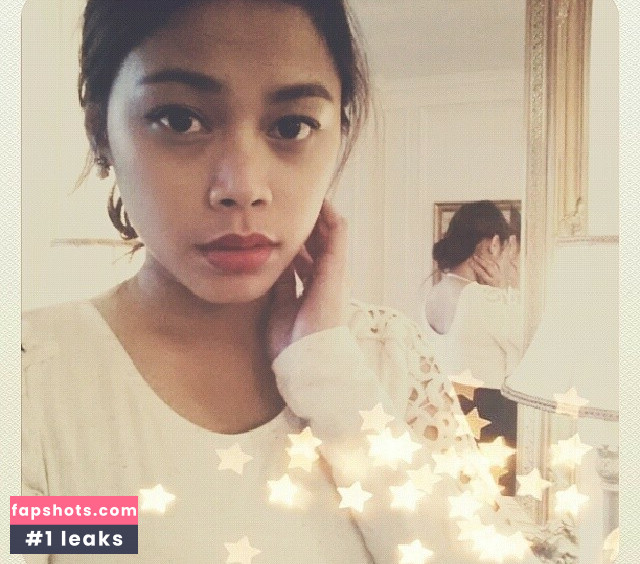 Jonna Mae gallery photo #30