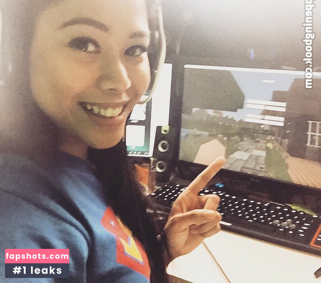 Jonna Mae gallery photo #45