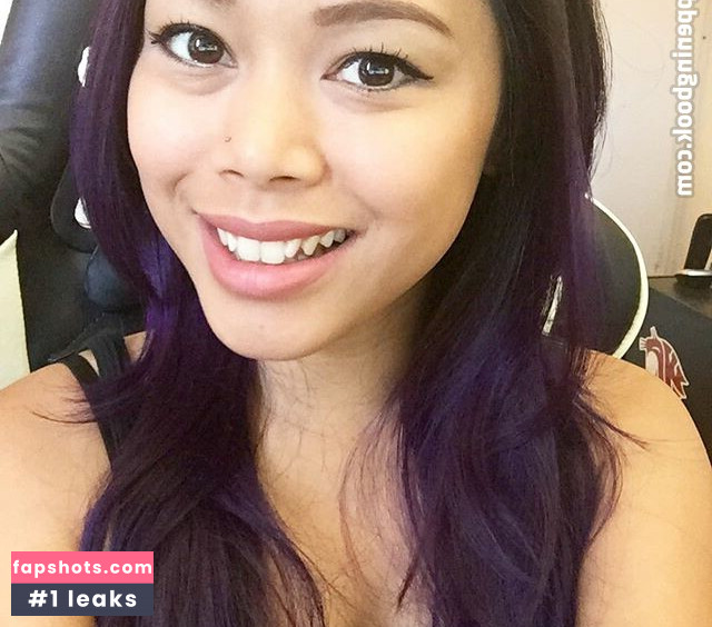 Jonna Mae gallery photo #53