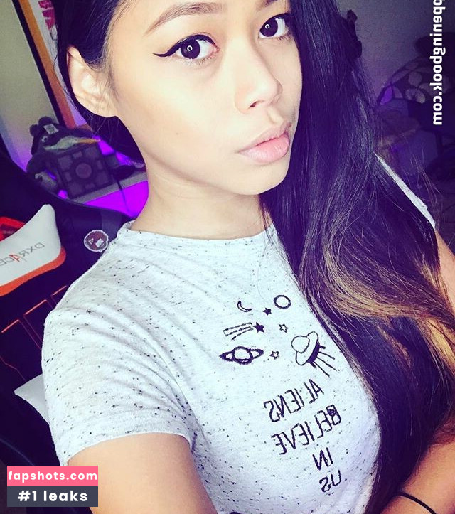 Jonna Mae gallery photo #69