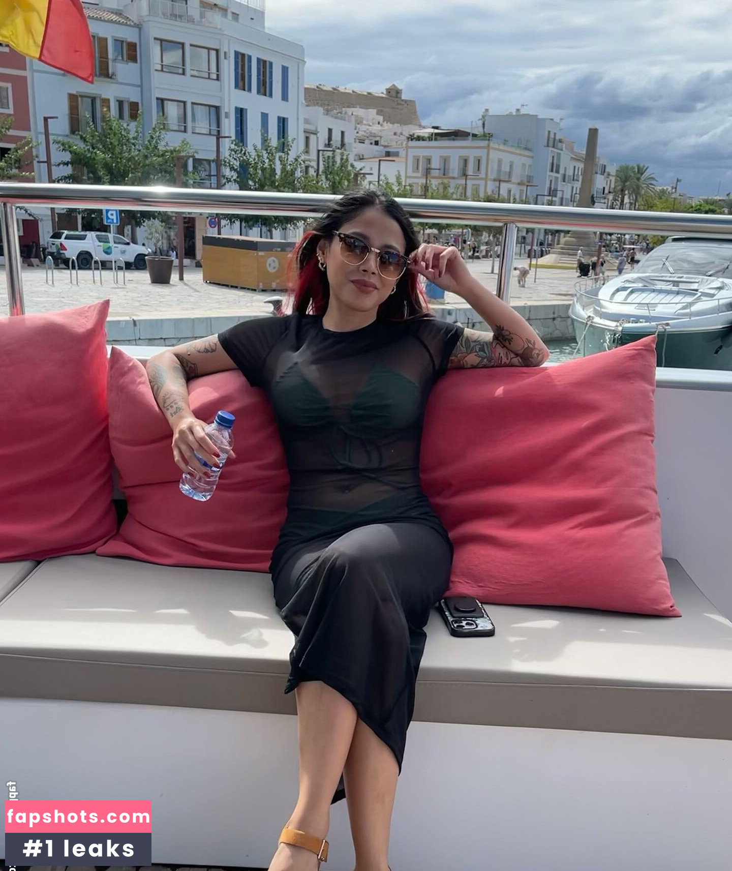 Jonna Mae gallery photo #10