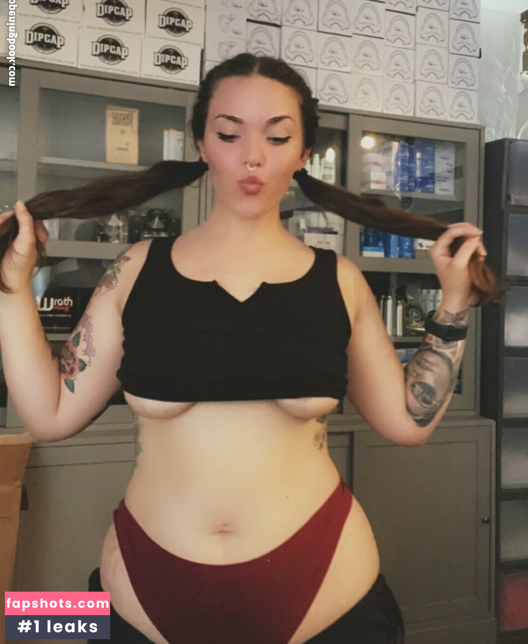 JonniJ gallery photo #17